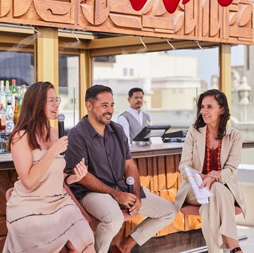 charla sobre hoteles de lujo en hotel montera