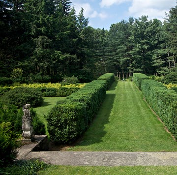 the tiered terraces of greenwood gardens in short hills, new jersey